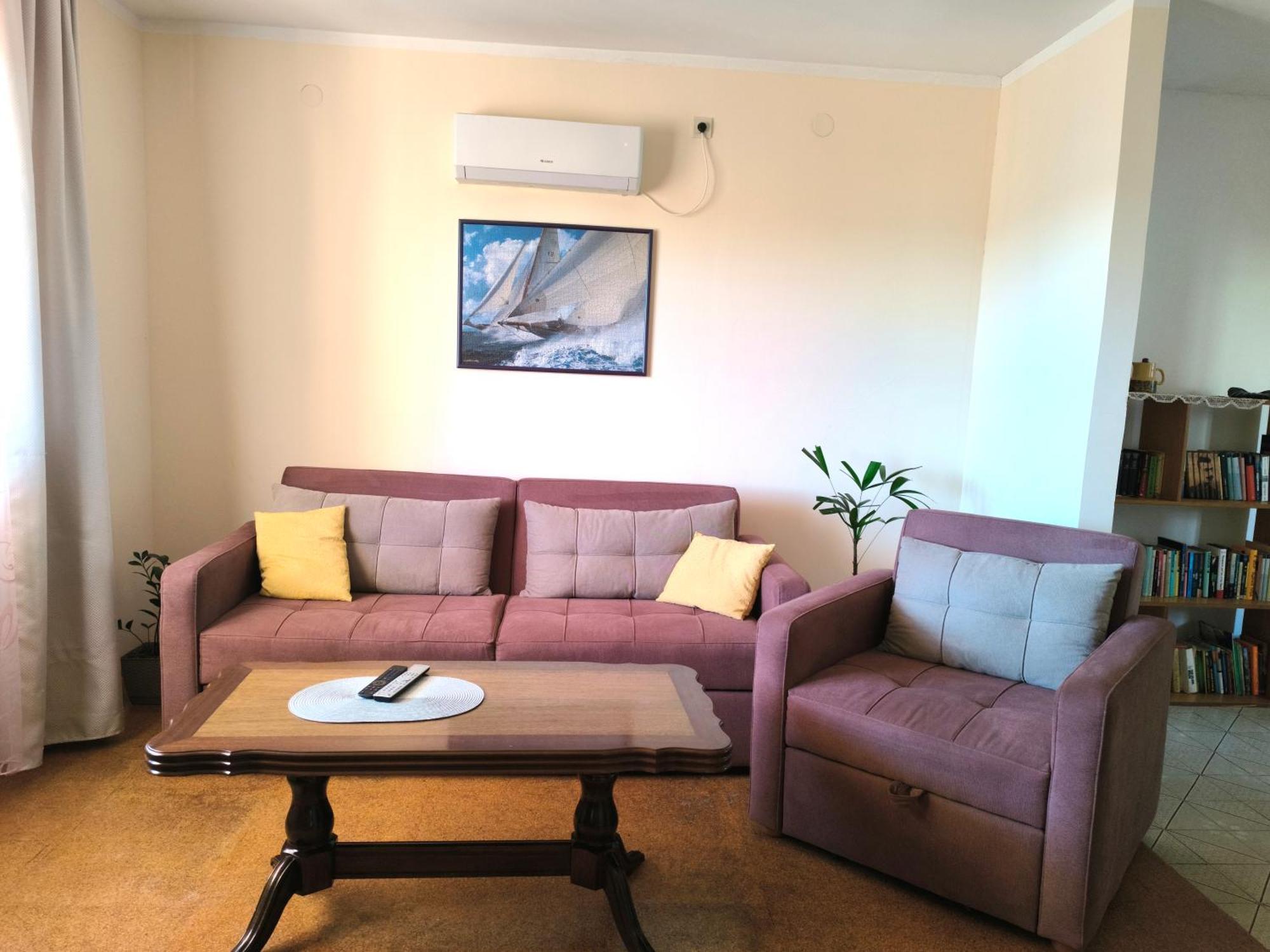 Vladivostok Apartments Tivat Eksteriør billede