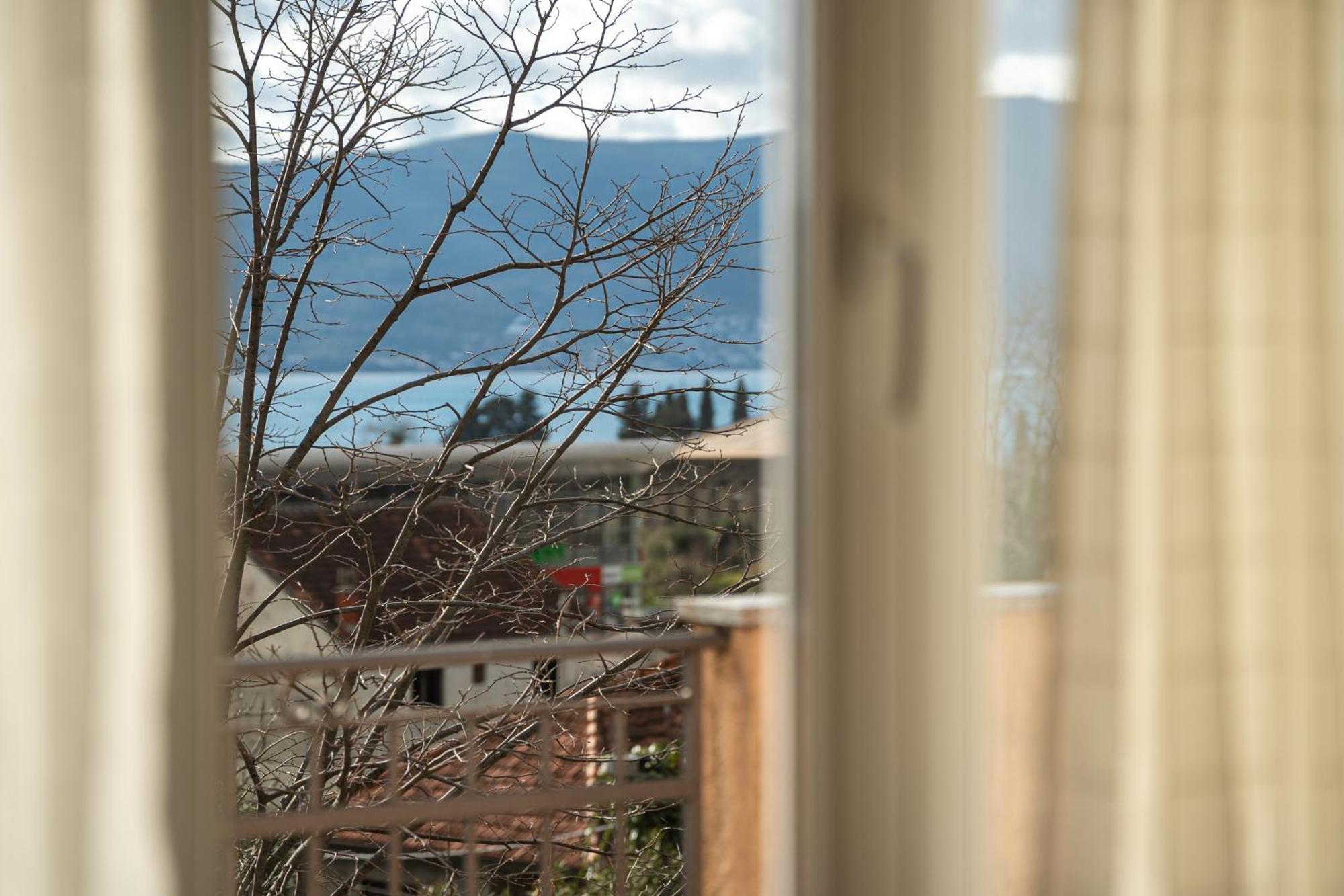 Vladivostok Apartments Tivat Eksteriør billede
